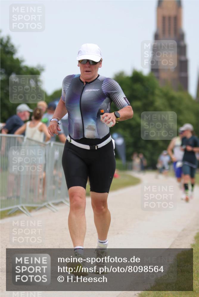 22.06.2025 - Viking Triathlon H.Heesch http://msf.ph/oto/8098564 22.06.2025 13:30:34 Laufen 86, 184, 454, 623 meine-sportfotos.de
