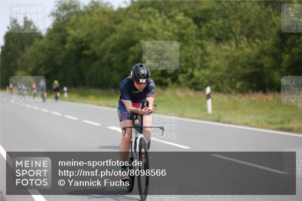 22.06.2025 - Viking Triathlon Yannick Fuchs http://msf.ph/oto/8098566 22.06.2025 12:01:48 Radfahren 147, 256, 448 meine-sportfotos.de