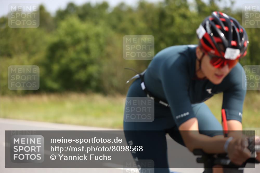 22.06.2025 - Viking Triathlon Yannick Fuchs http://msf.ph/oto/8098568 22.06.2025 11:23:06 Radfahren 20, 46, 81, 88, 232, 265, 431, 495, 532, 552 meine-sportfotos.de