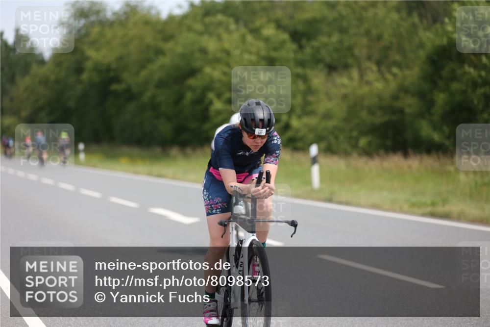 22.06.2025 - Viking Triathlon Yannick Fuchs http://msf.ph/oto/8098573 22.06.2025 12:01:48 Radfahren 147, 256, 448 meine-sportfotos.de