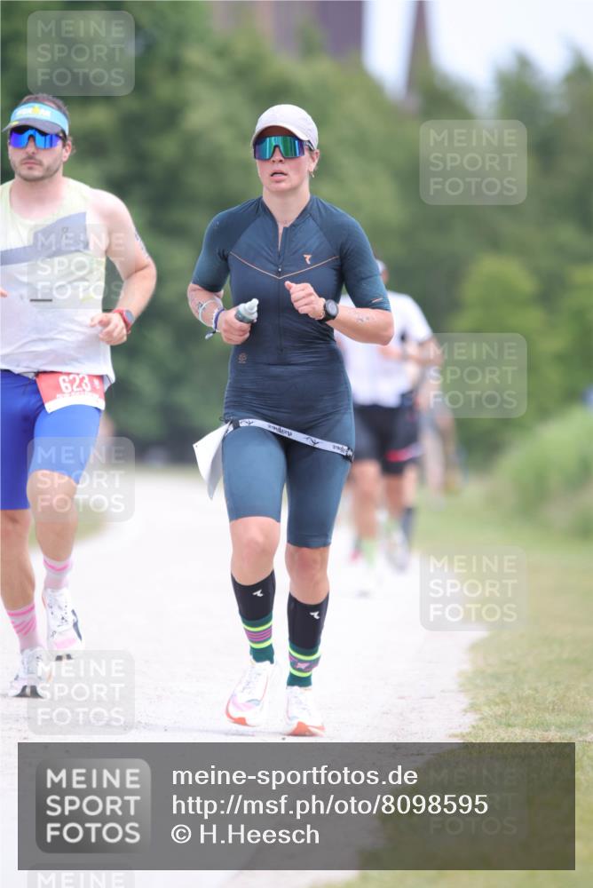 22.06.2025 - Viking Triathlon H.Heesch http://msf.ph/oto/8098595 22.06.2025 13:30:37 Laufen 184, 454, 623 meine-sportfotos.de
