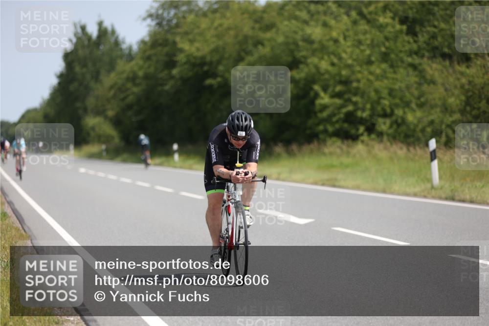 22.06.2025 - Viking Triathlon Yannick Fuchs http://msf.ph/oto/8098606 22.06.2025 11:23:10 Radfahren 20, 431, 495, 552 meine-sportfotos.de