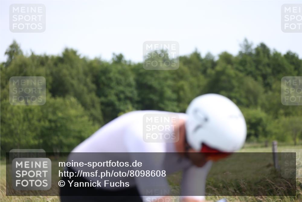 22.06.2025 - Viking Triathlon Yannick Fuchs http://msf.ph/oto/8098608 22.06.2025 12:01:49 Radfahren 147, 256, 448 meine-sportfotos.de