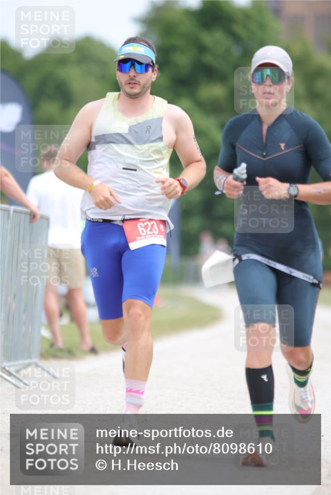 22.06.2025 - Viking Triathlon H.Heesch http://msf.ph/oto/8098610 22.06.2025 13:30:38 Laufen 184, 454, 623 meine-sportfotos.de