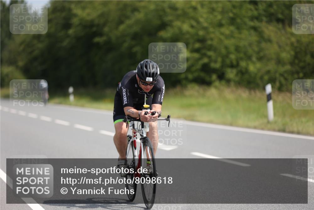 22.06.2025 - Viking Triathlon Yannick Fuchs http://msf.ph/oto/8098618 22.06.2025 11:23:10 Radfahren 20, 431, 495, 552 meine-sportfotos.de