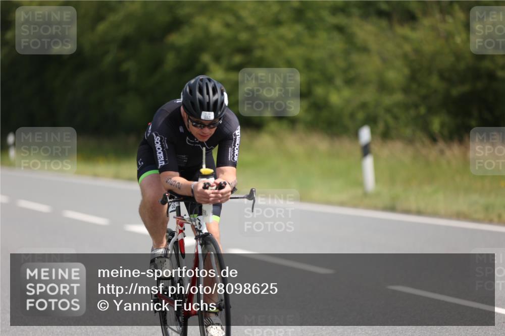 22.06.2025 - Viking Triathlon Yannick Fuchs http://msf.ph/oto/8098625 22.06.2025 11:23:10 Radfahren 20, 431, 495, 552 meine-sportfotos.de