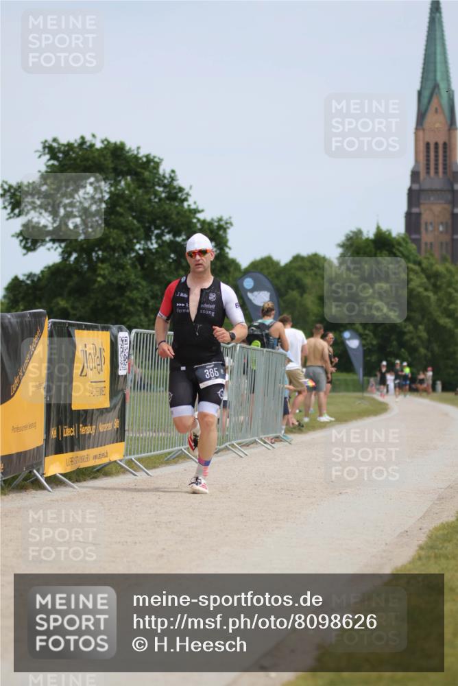 22.06.2025 - Viking Triathlon H.Heesch http://msf.ph/oto/8098626 22.06.2025 13:14:45 Laufen 385 meine-sportfotos.de