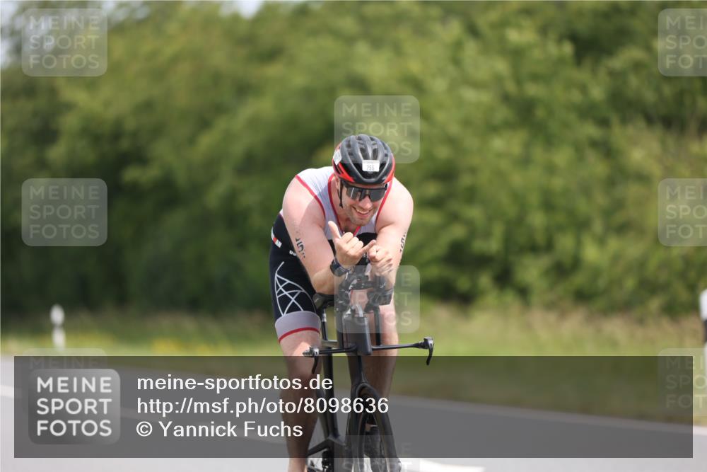 22.06.2025 - Viking Triathlon Yannick Fuchs http://msf.ph/oto/8098636 22.06.2025 12:02:07 Radfahren 62, 255, 349, 620 meine-sportfotos.de
