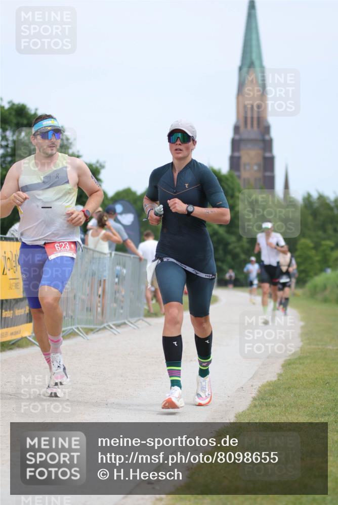 22.06.2025 - Viking Triathlon H.Heesch http://msf.ph/oto/8098655 22.06.2025 13:30:40 Laufen 184, 450, 454, 623 meine-sportfotos.de