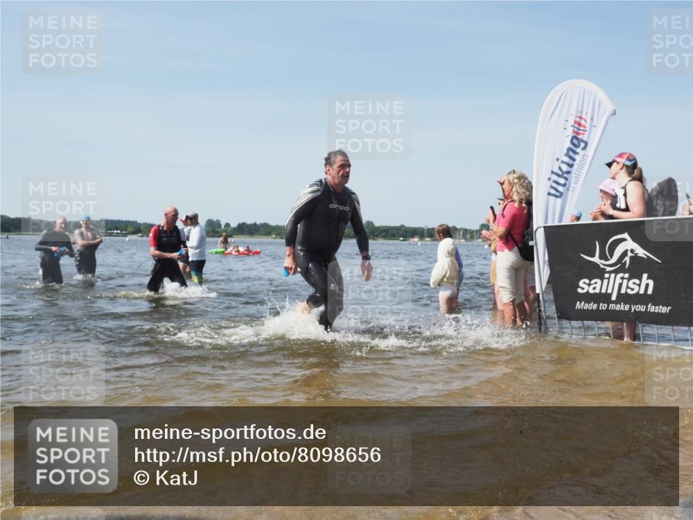 22.06.2025 - Viking Triathlon KatJ http://msf.ph/oto/8098656 22.06.2025 10:32:06 Schwimmen 63, 193, 207, 214, 226, 271, 449, 464, 488 meine-sportfotos.de