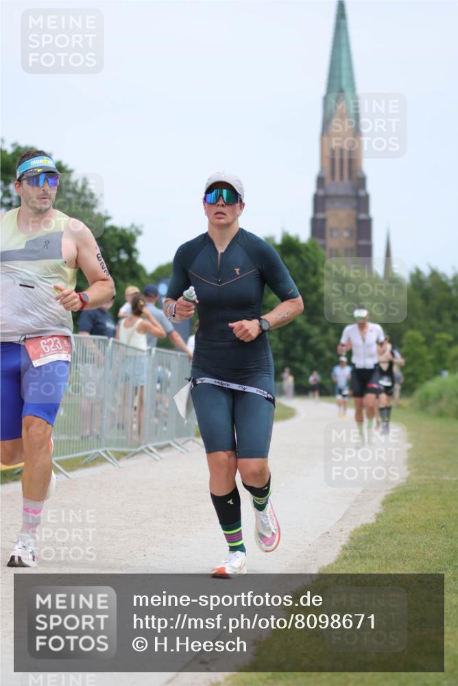 22.06.2025 - Viking Triathlon H.Heesch http://msf.ph/oto/8098671 22.06.2025 13:30:40 Laufen 184, 450, 454, 623 meine-sportfotos.de
