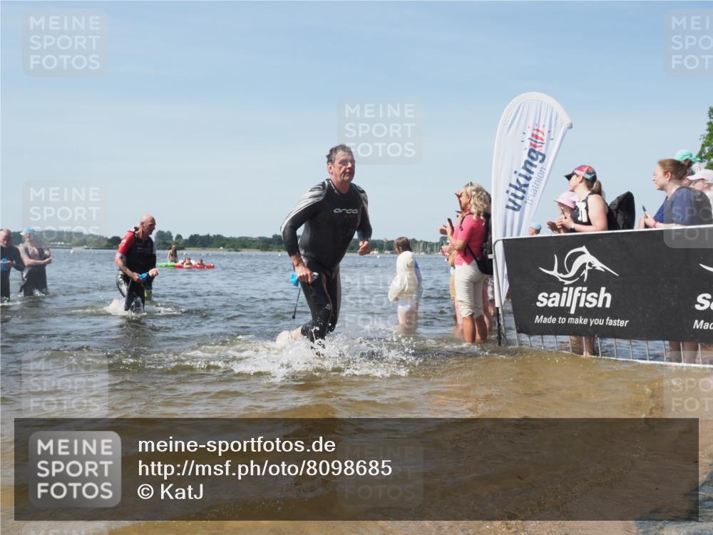 22.06.2025 - Viking Triathlon KatJ http://msf.ph/oto/8098685 22.06.2025 10:32:06 Schwimmen 63, 193, 207, 214, 226, 271, 449, 464, 488 meine-sportfotos.de