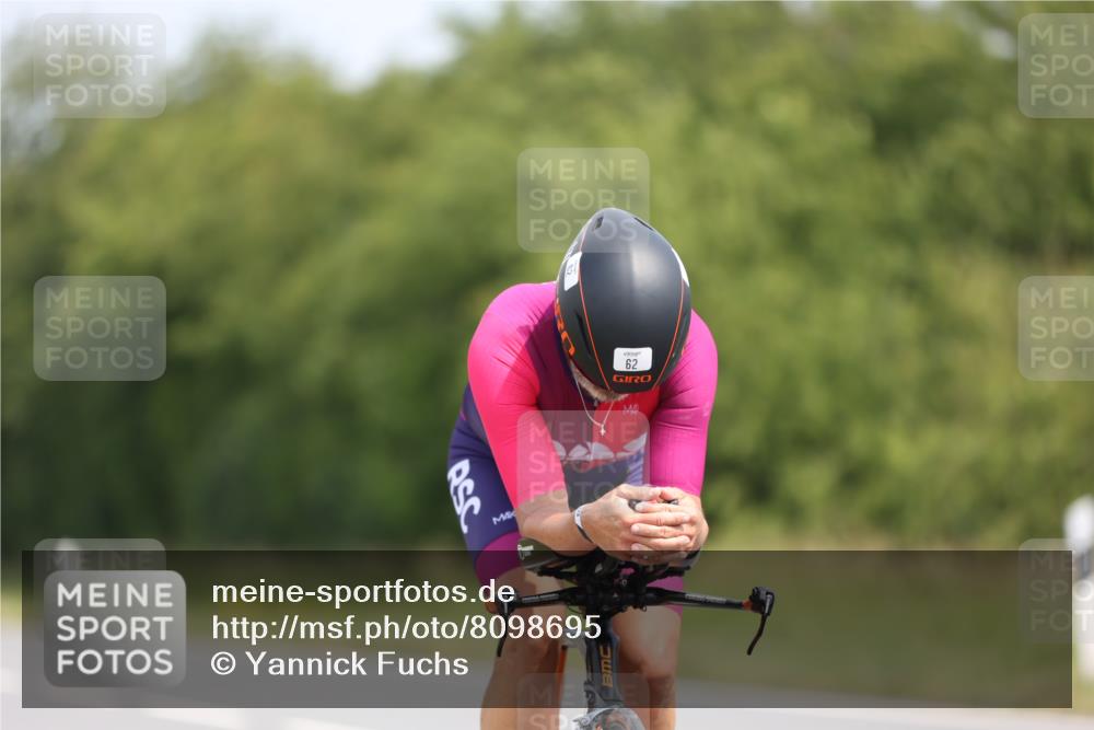 22.06.2025 - Viking Triathlon Yannick Fuchs http://msf.ph/oto/8098695 22.06.2025 12:02:09 Radfahren 62, 255, 349, 620, 654 meine-sportfotos.de