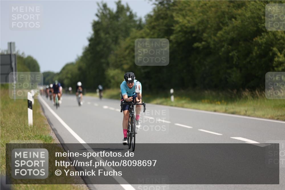 22.06.2025 - Viking Triathlon Yannick Fuchs http://msf.ph/oto/8098697 22.06.2025 11:23:14 Radfahren 233, 332, 351, 431, 449, 495, 517, 536, 552 meine-sportfotos.de