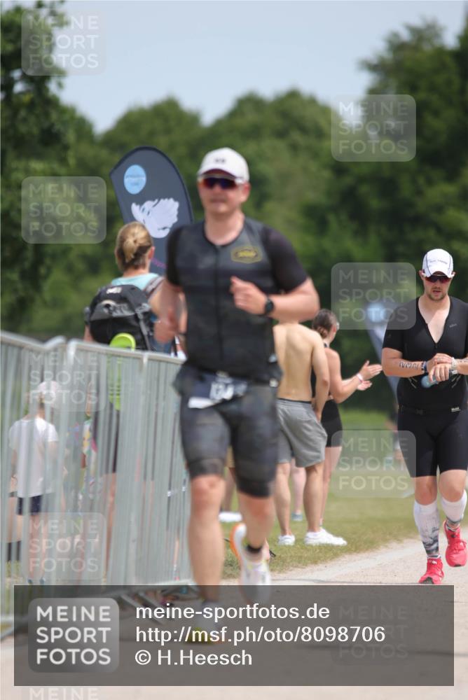 22.06.2025 - Viking Triathlon H.Heesch http://msf.ph/oto/8098706 22.06.2025 13:15:11 Laufen 29, 134 meine-sportfotos.de