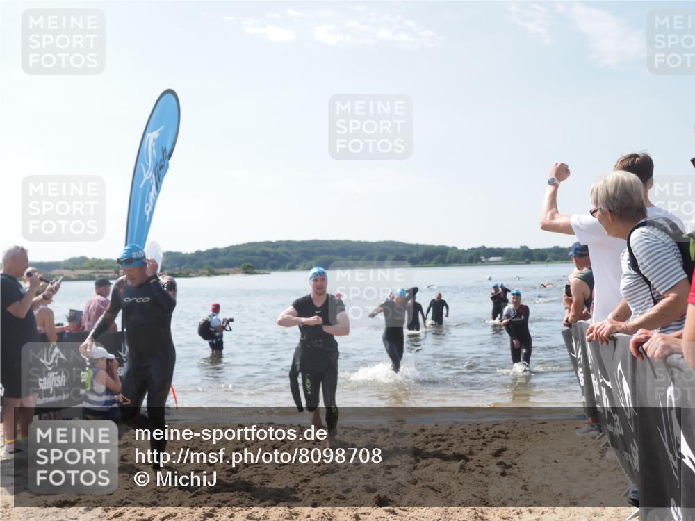 22.06.2025 - Viking Triathlon MichiJ http://msf.ph/oto/8098708 22.06.2025 10:43:24 Schwimmen 31, 109, 115, 257, 483, 501, 620 meine-sportfotos.de