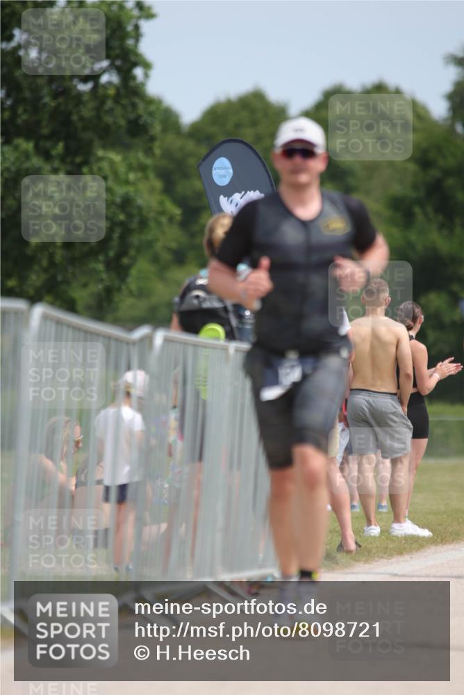 22.06.2025 - Viking Triathlon H.Heesch http://msf.ph/oto/8098721 22.06.2025 13:15:11 Laufen 29, 134 meine-sportfotos.de