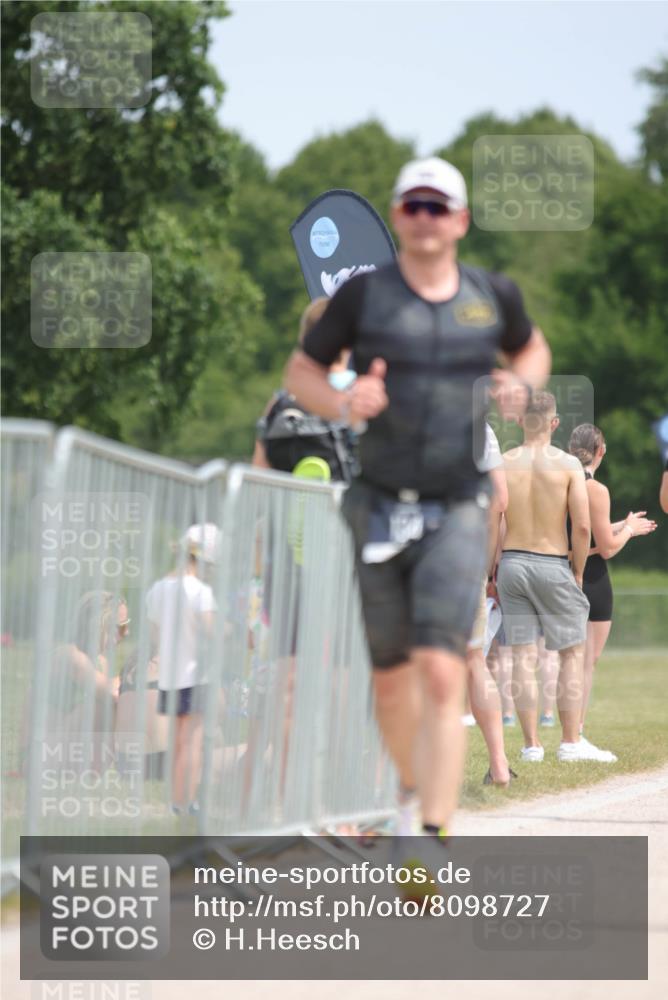 22.06.2025 - Viking Triathlon H.Heesch http://msf.ph/oto/8098727 22.06.2025 13:15:11 Laufen 29, 134 meine-sportfotos.de