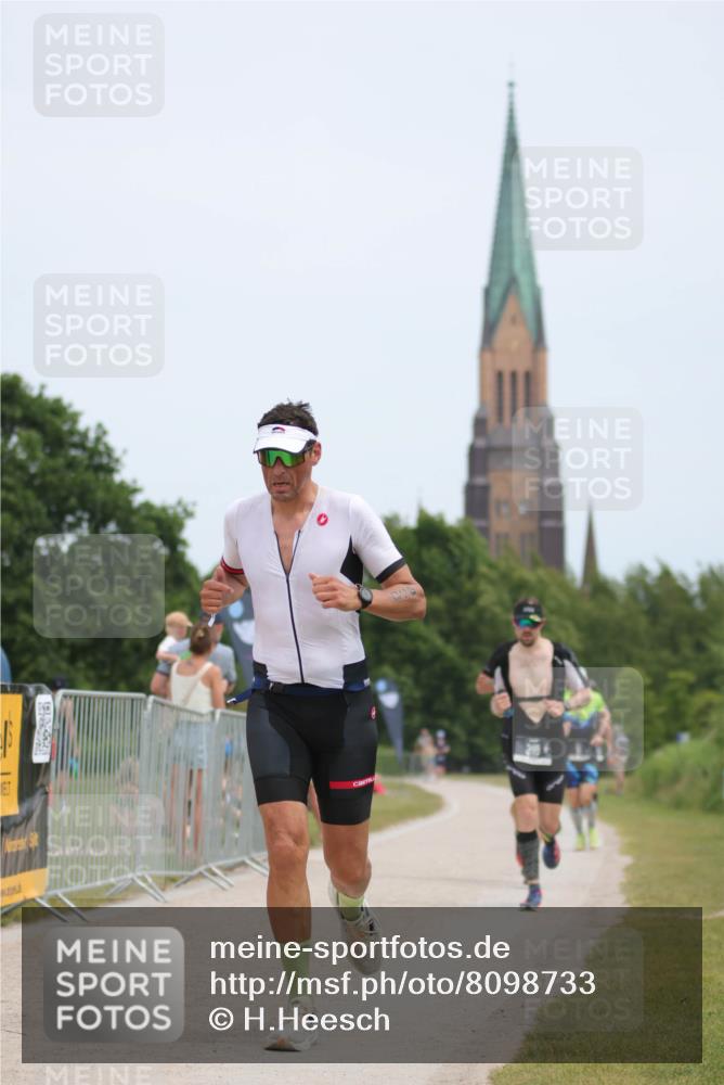 22.06.2025 - Viking Triathlon H.Heesch http://msf.ph/oto/8098733 22.06.2025 13:30:46 Laufen 310, 331, 450 meine-sportfotos.de