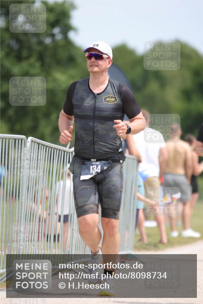 22.06.2025 - Viking Triathlon H.Heesch http://msf.ph/oto/8098734 22.06.2025 13:15:12 Laufen 29, 134, 232 meine-sportfotos.de