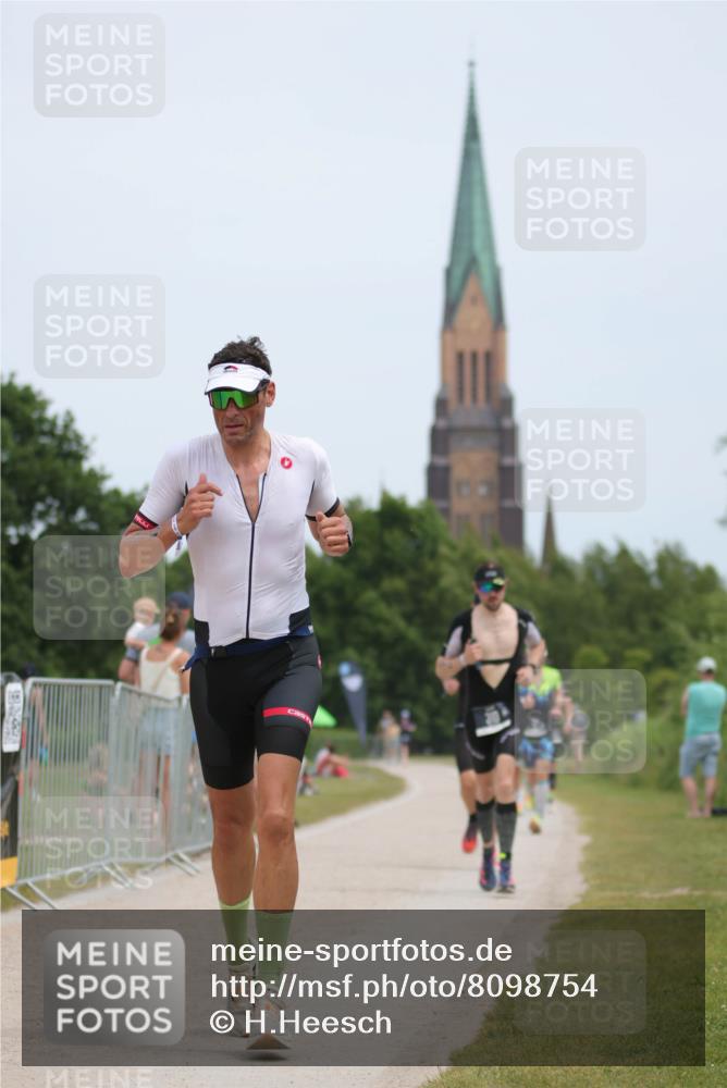 22.06.2025 - Viking Triathlon H.Heesch http://msf.ph/oto/8098754 22.06.2025 13:30:46 Laufen 310, 331, 450 meine-sportfotos.de