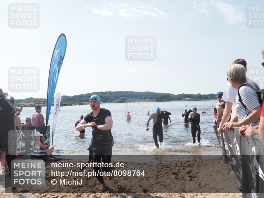 22.06.2025 - Viking Triathlon MichiJ http://msf.ph/oto/8098764 22.06.2025 10:43:25 Schwimmen 31, 115, 257, 483, 501, 620 meine-sportfotos.de