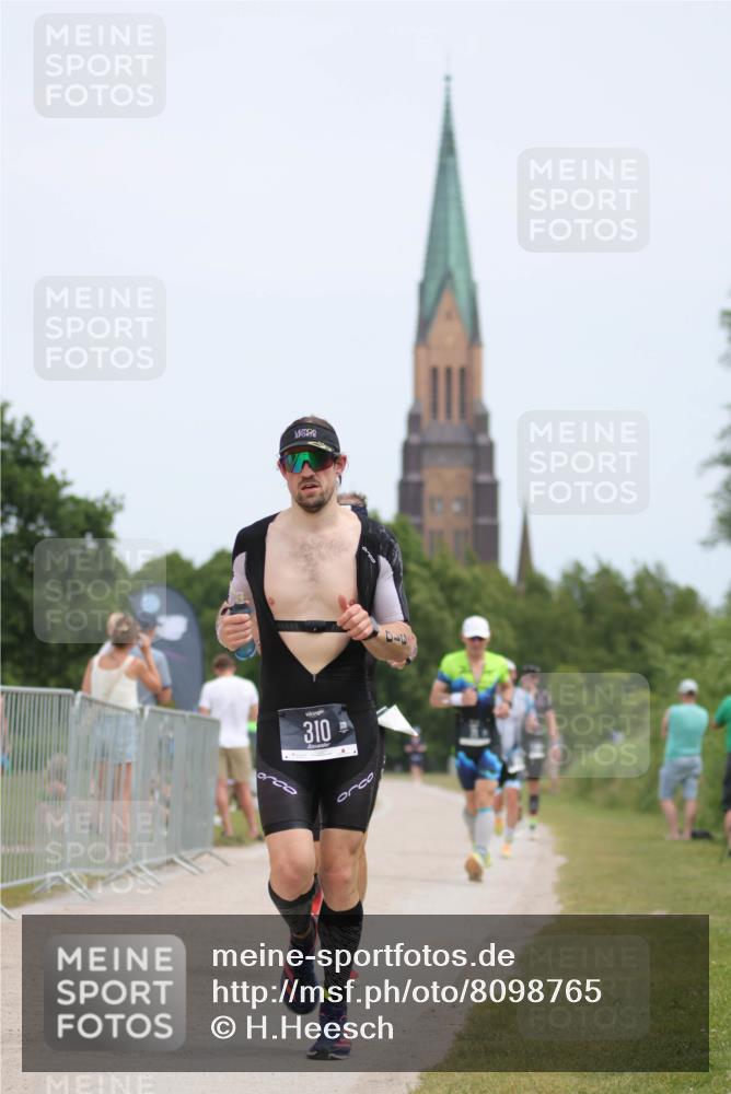 22.06.2025 - Viking Triathlon H.Heesch http://msf.ph/oto/8098765 22.06.2025 13:30:49 Laufen 71, 310, 331, 361, 450 meine-sportfotos.de