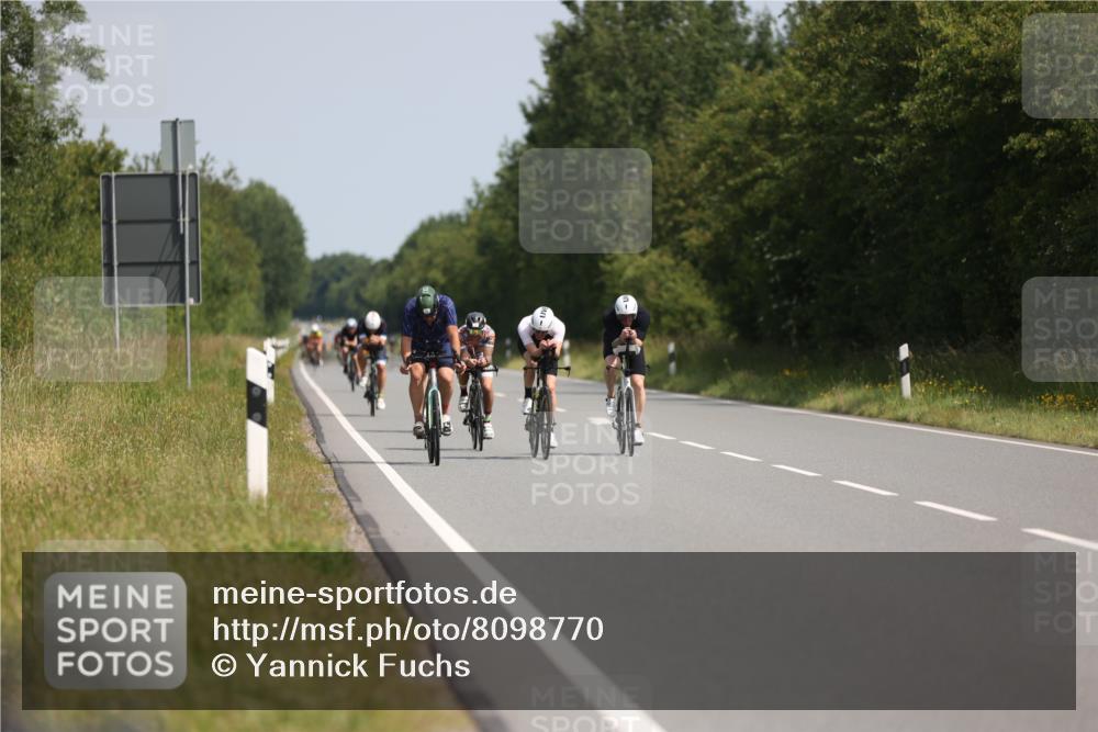 22.06.2025 - Viking Triathlon Yannick Fuchs http://msf.ph/oto/8098770 22.06.2025 11:23:17 Radfahren 233, 332, 351, 431, 449, 495, 517, 536 meine-sportfotos.de