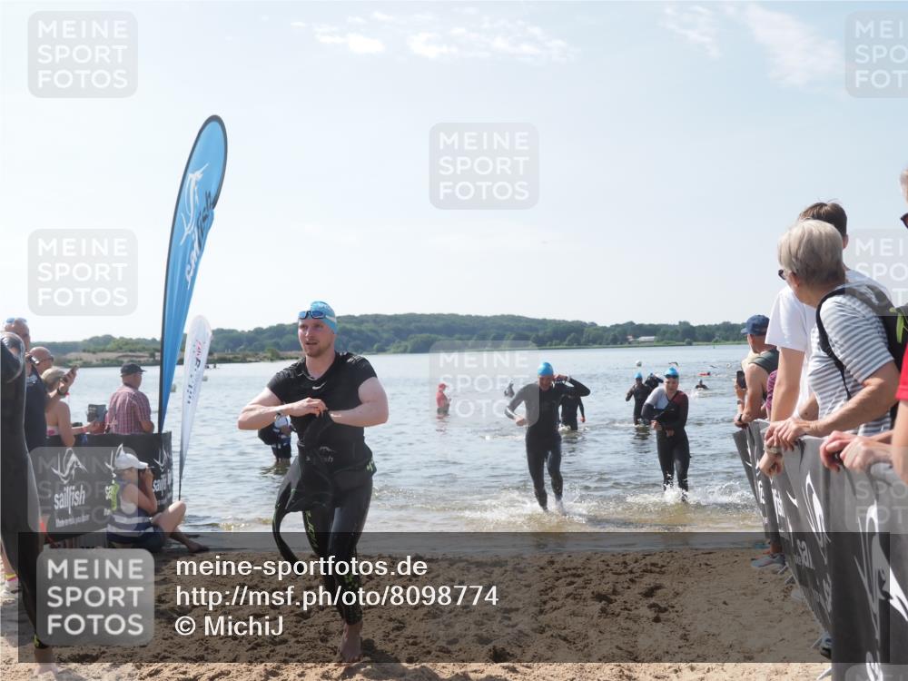 22.06.2025 - Viking Triathlon MichiJ http://msf.ph/oto/8098774 22.06.2025 10:43:25 Schwimmen 31, 115, 257, 483, 501, 620 meine-sportfotos.de