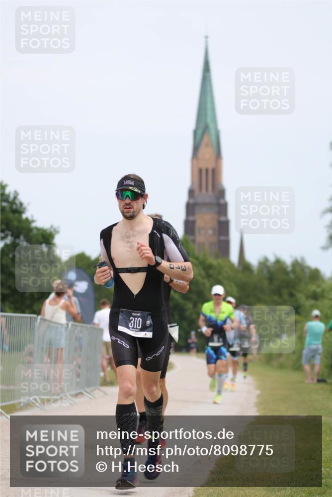22.06.2025 - Viking Triathlon H.Heesch http://msf.ph/oto/8098775 22.06.2025 13:30:49 Laufen 71, 310, 331, 361, 450 meine-sportfotos.de