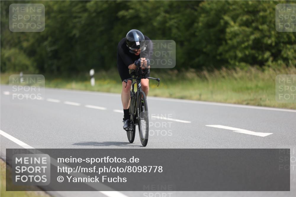 22.06.2025 - Viking Triathlon Yannick Fuchs http://msf.ph/oto/8098778 22.06.2025 12:02:12 Radfahren 53, 62, 255, 349, 443, 620, 654 meine-sportfotos.de