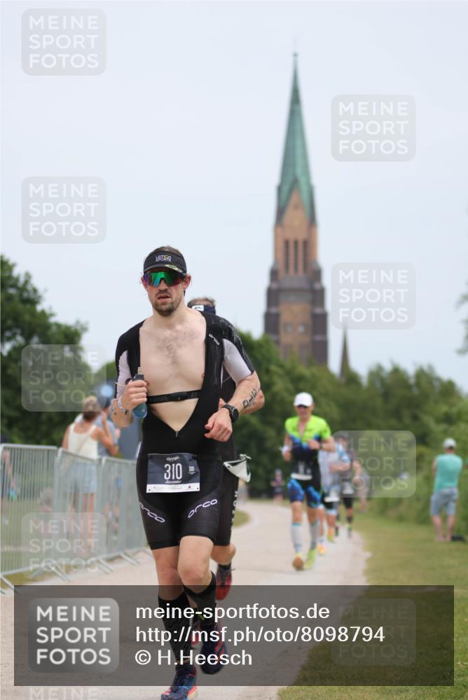 22.06.2025 - Viking Triathlon H.Heesch http://msf.ph/oto/8098794 22.06.2025 13:30:49 Laufen 71, 310, 331, 361, 450 meine-sportfotos.de
