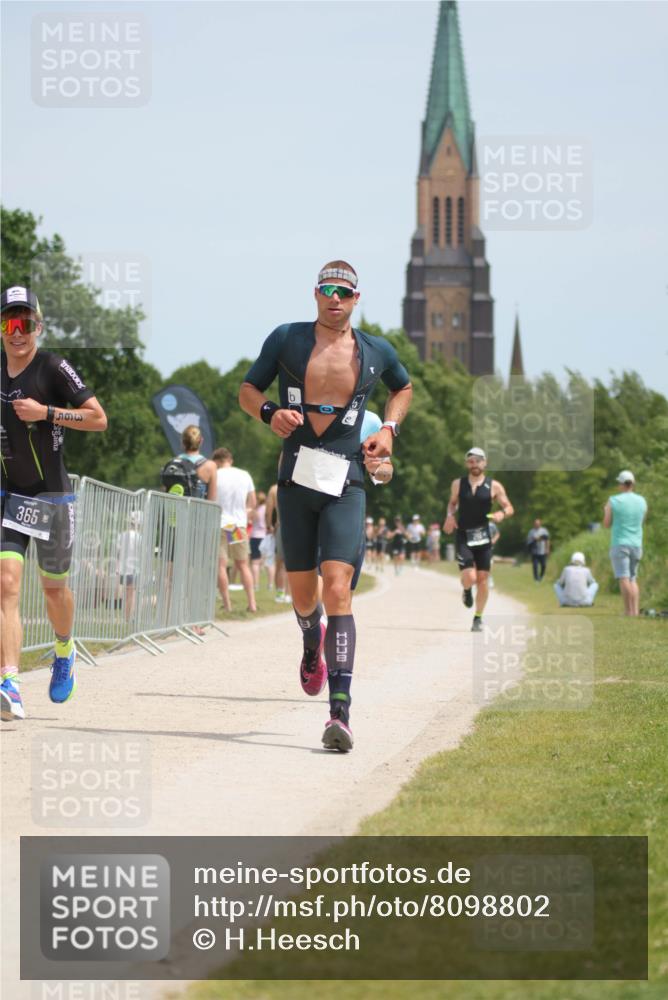 22.06.2025 - Viking Triathlon H.Heesch http://msf.ph/oto/8098802 22.06.2025 13:15:21 Laufen 81, 134, 228, 232, 265, 365 meine-sportfotos.de