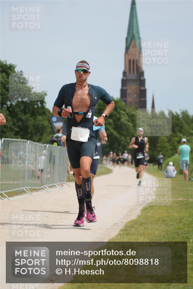 22.06.2025 - Viking Triathlon H.Heesch http://msf.ph/oto/8098818 22.06.2025 13:15:22 Laufen 81, 228, 232, 265, 365 meine-sportfotos.de