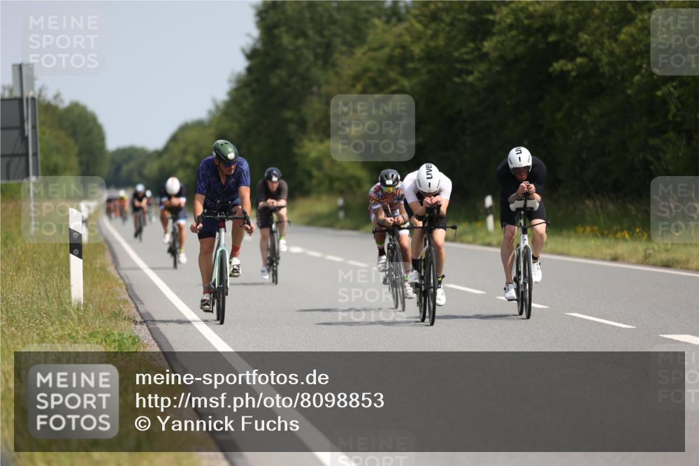 22.06.2025 - Viking Triathlon Yannick Fuchs http://msf.ph/oto/8098853 22.06.2025 11:23:19 Radfahren 157, 233, 332, 351, 431, 449, 495, 517, 536 meine-sportfotos.de