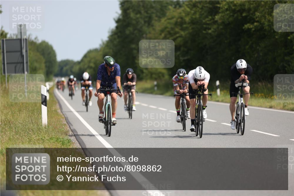 22.06.2025 - Viking Triathlon Yannick Fuchs http://msf.ph/oto/8098862 22.06.2025 11:23:19 Radfahren 157, 233, 332, 351, 431, 449, 495, 517, 536 meine-sportfotos.de
