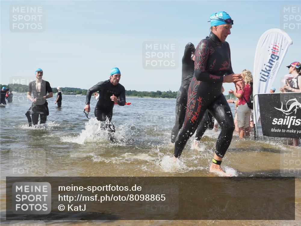 22.06.2025 - Viking Triathlon KatJ http://msf.ph/oto/8098865 22.06.2025 10:32:13 Schwimmen 53, 63, 147, 173, 193, 207, 214, 226, 271, 461, 464, 488 meine-sportfotos.de