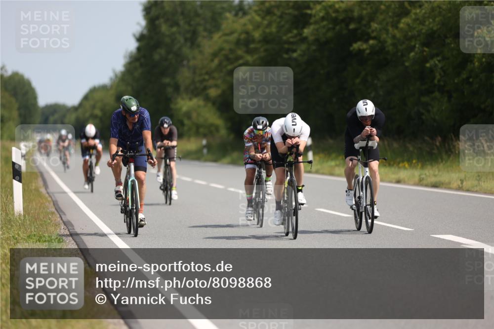 22.06.2025 - Viking Triathlon Yannick Fuchs http://msf.ph/oto/8098868 22.06.2025 11:23:19 Radfahren 157, 233, 332, 351, 431, 449, 495, 517, 536 meine-sportfotos.de