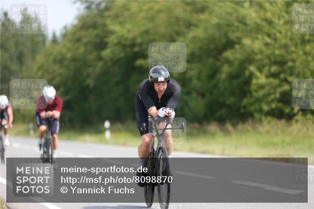 22.06.2025 - Viking Triathlon Yannick Fuchs http://msf.ph/oto/8098870 22.06.2025 12:02:18 Radfahren 51, 53, 178, 198, 401, 443, 526, 654 meine-sportfotos.de