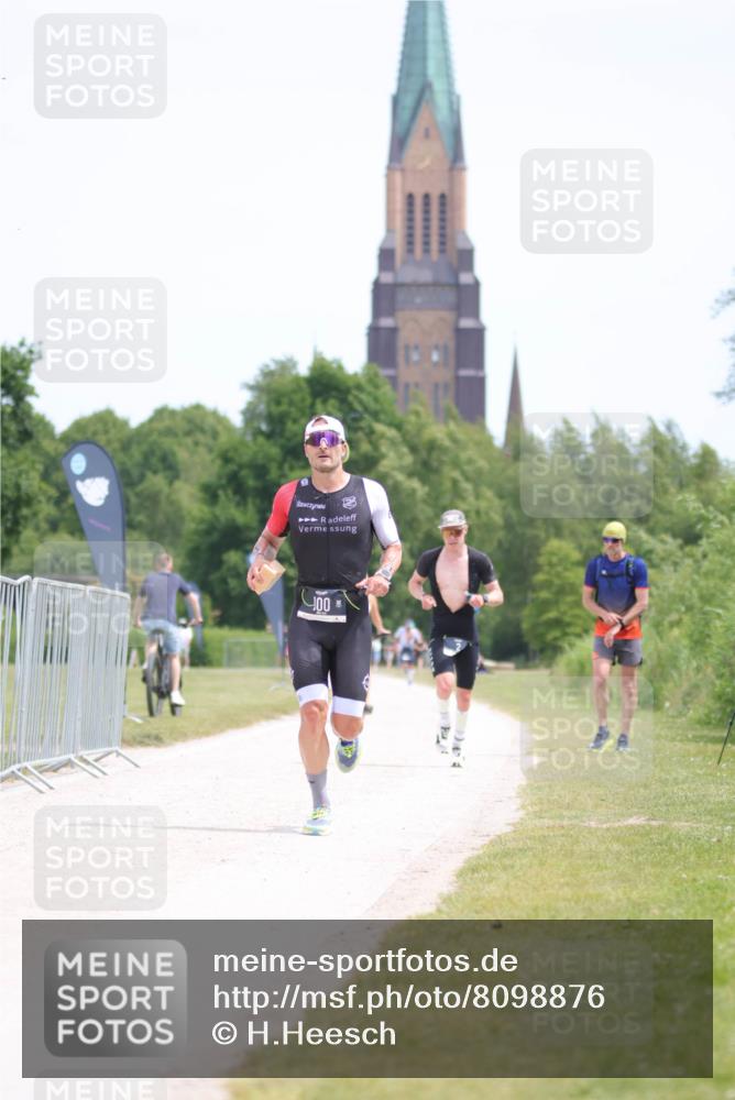 22.06.2025 - Viking Triathlon H.Heesch http://msf.ph/oto/8098876 22.06.2025 12:41:47 Laufen 2, 100 meine-sportfotos.de