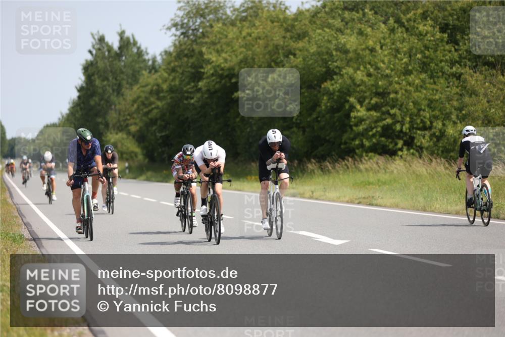 22.06.2025 - Viking Triathlon Yannick Fuchs http://msf.ph/oto/8098877 22.06.2025 11:23:20 Radfahren 157, 233, 332, 351, 449, 495, 517, 536 meine-sportfotos.de
