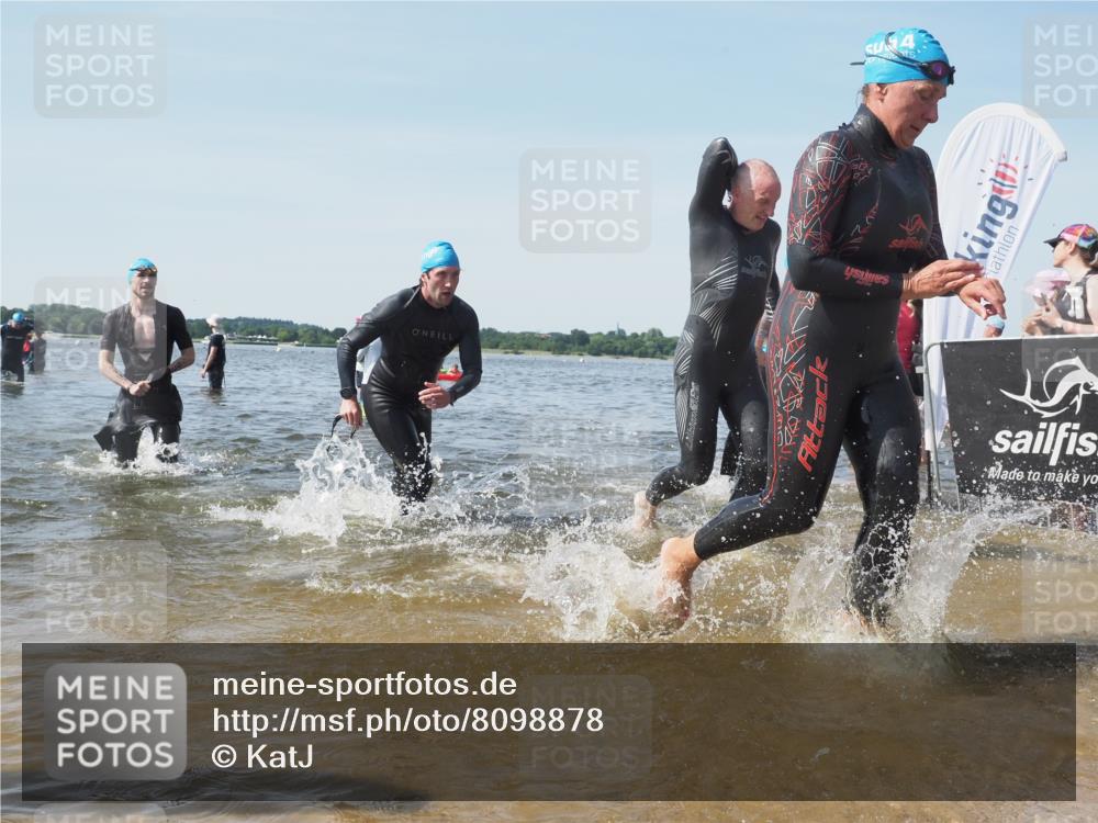 22.06.2025 - Viking Triathlon KatJ http://msf.ph/oto/8098878 22.06.2025 10:32:13 Schwimmen 53, 63, 147, 173, 193, 207, 214, 226, 271, 461, 464, 488 meine-sportfotos.de