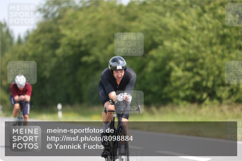 22.06.2025 - Viking Triathlon Yannick Fuchs http://msf.ph/oto/8098884 22.06.2025 12:02:18 Radfahren 51, 53, 178, 198, 401, 443, 526, 654 meine-sportfotos.de