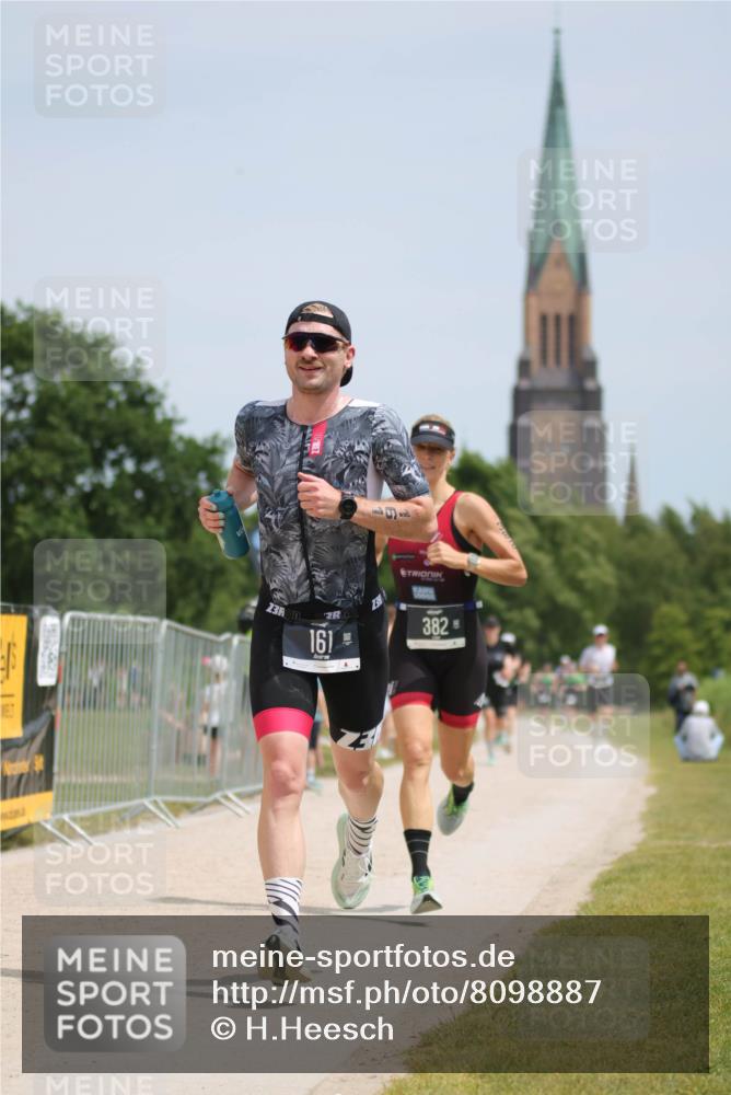 22.06.2025 - Viking Triathlon H.Heesch http://msf.ph/oto/8098887 22.06.2025 13:15:36 Laufen 161, 382 meine-sportfotos.de