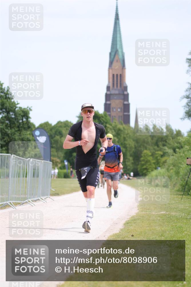 22.06.2025 - Viking Triathlon H.Heesch http://msf.ph/oto/8098906 22.06.2025 12:41:51 Laufen 2, 100 meine-sportfotos.de