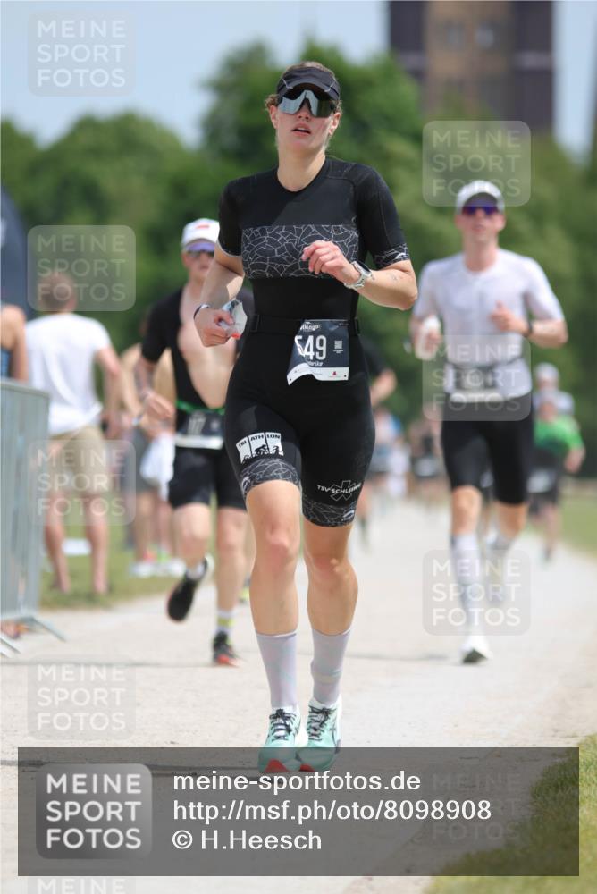 22.06.2025 - Viking Triathlon H.Heesch http://msf.ph/oto/8098908 22.06.2025 13:15:44 Laufen 117, 401, 549 meine-sportfotos.de