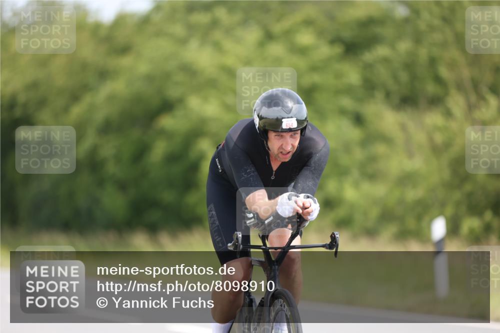 22.06.2025 - Viking Triathlon Yannick Fuchs http://msf.ph/oto/8098910 22.06.2025 12:02:19 Radfahren 51, 53, 90, 178, 198, 388, 401, 443, 526, 642, 654 meine-sportfotos.de