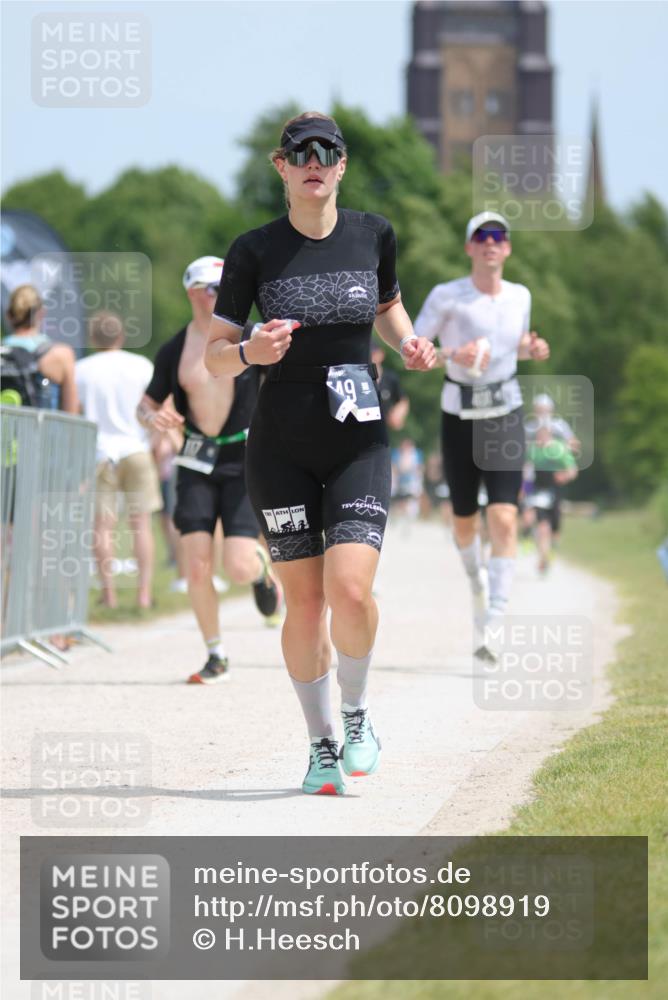 22.06.2025 - Viking Triathlon H.Heesch http://msf.ph/oto/8098919 22.06.2025 13:15:44 Laufen 117, 401, 549 meine-sportfotos.de