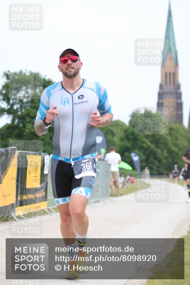 22.06.2025 - Viking Triathlon H.Heesch http://msf.ph/oto/8098920 22.06.2025 13:30:56 Laufen 71, 361 meine-sportfotos.de