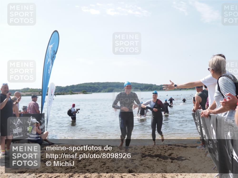 22.06.2025 - Viking Triathlon MichiJ http://msf.ph/oto/8098926 22.06.2025 10:43:27 Schwimmen 115, 257, 483, 501, 620 meine-sportfotos.de